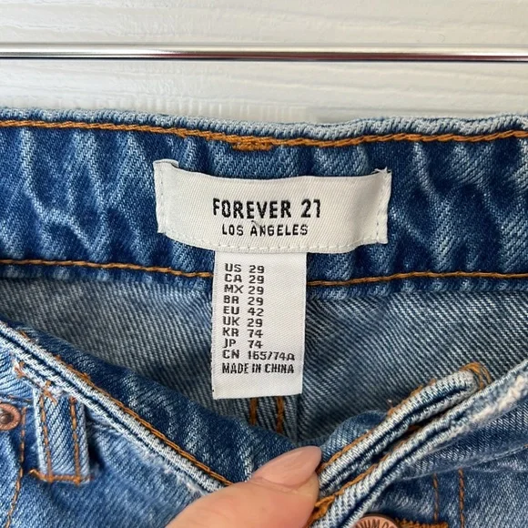 Forever 21 Denim Jean Shorts - Picture 4 of 6